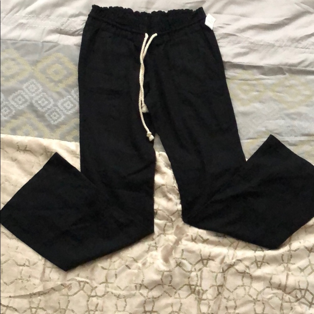 Roxy black pants size medium from Tillys